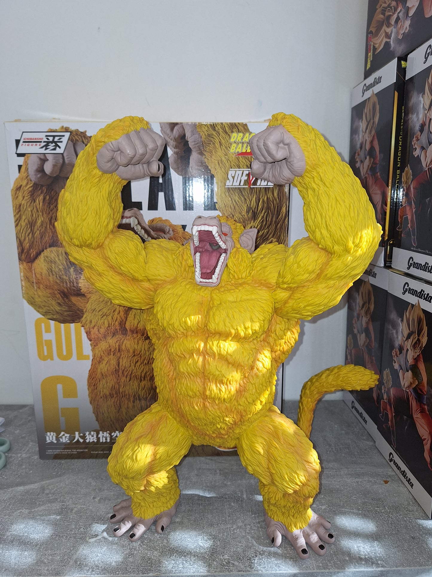 GOLDEN OZARU V1